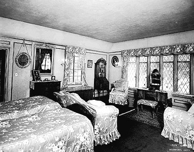 Bedroom at Laurel Lake Lodge