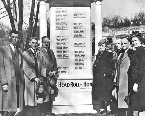 people in volved in the creation of the monument