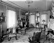 parlor in 1900 - click here for larger image