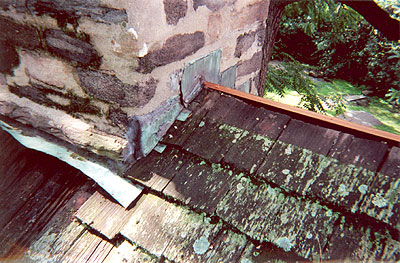 Hoyt Barnum House roof before restoration