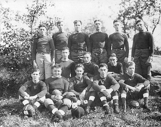 Crescent Football Team, 1918